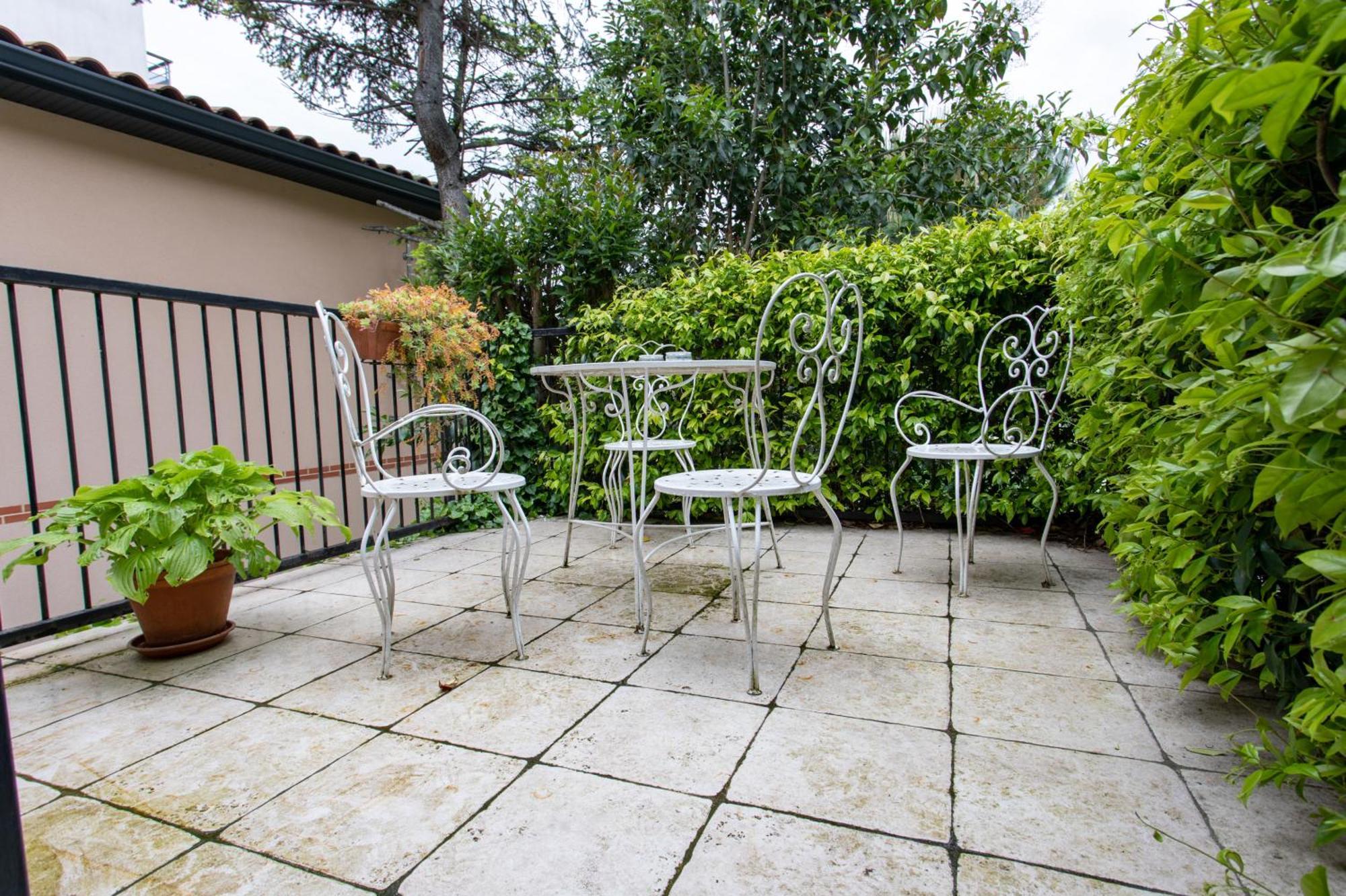 T2 Toulouse 40M2, Lit Queen Size, Climatisation, Quartier Sympa, Terrasse Exterior foto